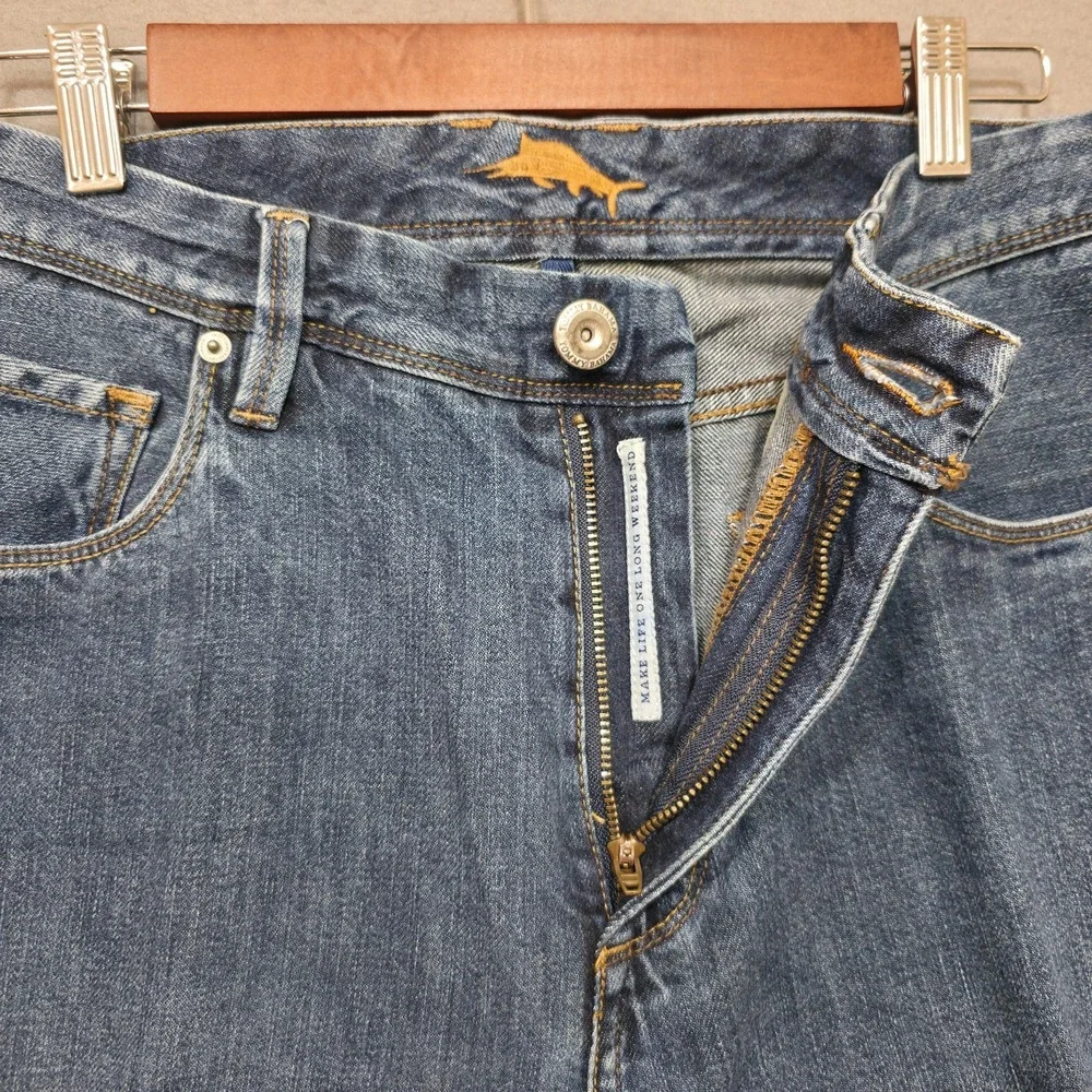 Tommy Bahama Men's Blue Denim Jeans Size 36x30 Actual 36x31.5‎